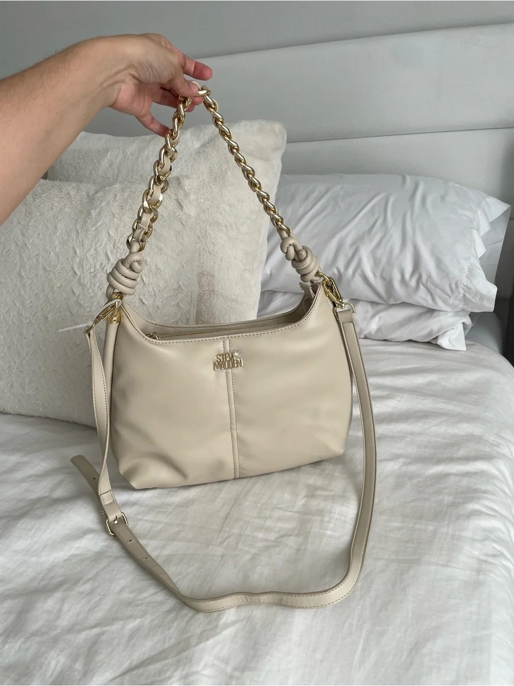 Steve Madden Bcammi Oatmilk Hobo